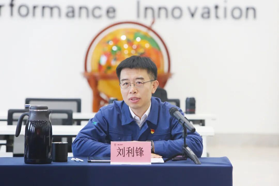 kao003.jpg kao003.jpg